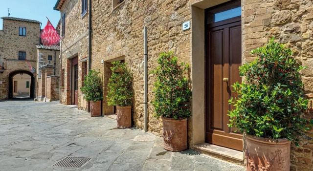 Трёхместный полулюкс b&b BORGO CAPITANO COLLECTION Albergo diffuso, Village Experience - Centro Storico