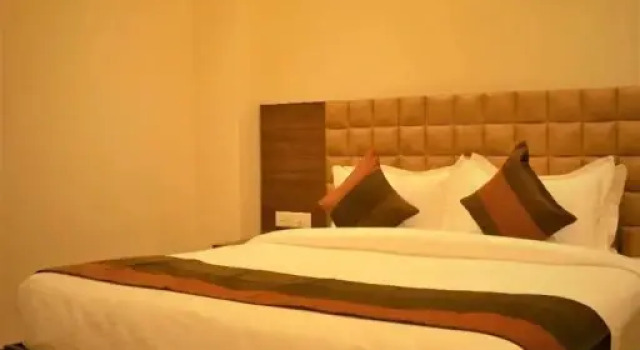 Hotel Regal, Rezervovat Hotel Hotely v Punjab s parkováním, Parkování