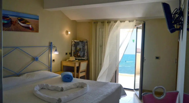 Двухместный номер Standard с балконом и с видом на море Hotel Mar & Sol