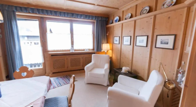 Modern Living Traditional Style, Rezerwuj Hotel Hotele w Salzburg z parkingiem, Parking