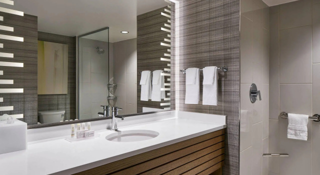 Четырёхместный номер Standard Courtyard by Marriott Washington Downtown/Convention Center