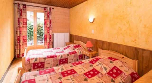 Le Petit Chalet, Забронировать Шале Виллы Овернь-Рона-Альпы, Вилла