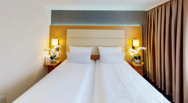 Двухместный номер Standard PLAZA INN Heilbronn