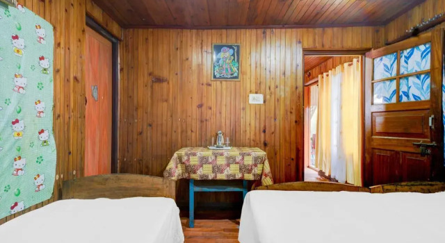 OYO Flagship 80573 Anu Lodge, Забронировать Отель Дарджилинг East Zone