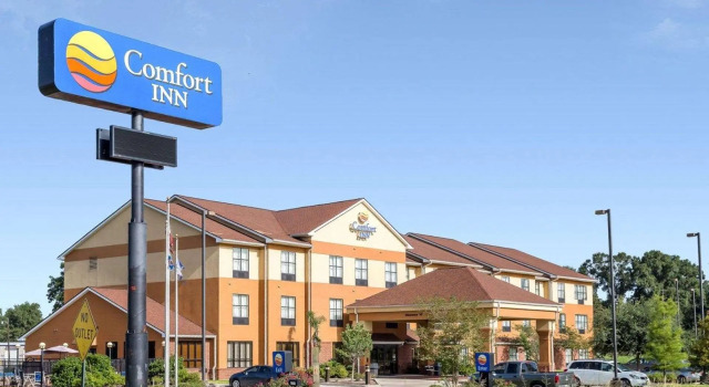 Четырёхместный люкс Quality Inn Donaldsonville - Gonzales