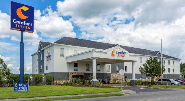 Номер Standard Comfort Suites Near Camp Lejeune