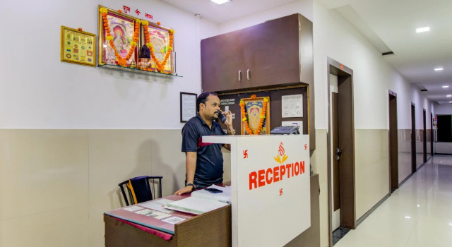 OYO 60908 Hotel Sai Lodging