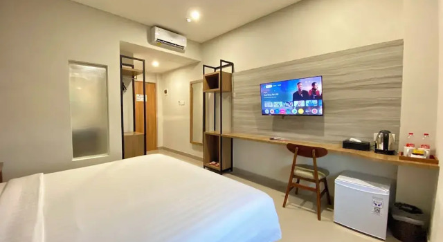 Grand Zimmer Front One Hotel Gombong