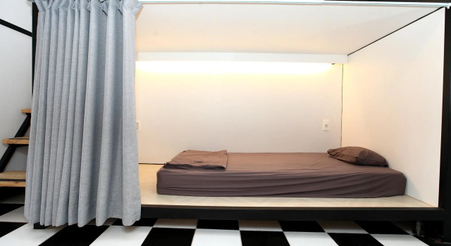 Кровать в общем номере (мужской номер) Wahaha Guesthouse