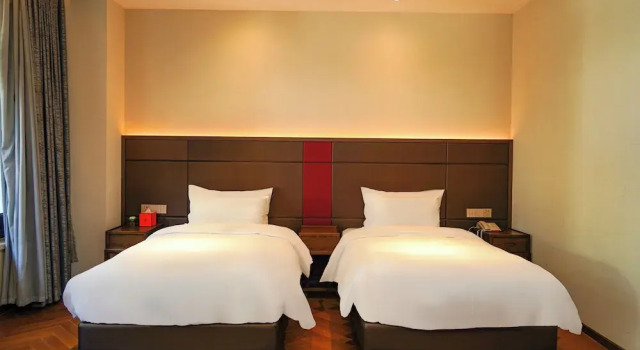 Двухместный номер Luxury Ziyue Minghu Hotel