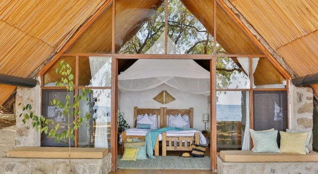 Коттедж c 1 комнатой Lukuba Island Lodge - East Africa Camps