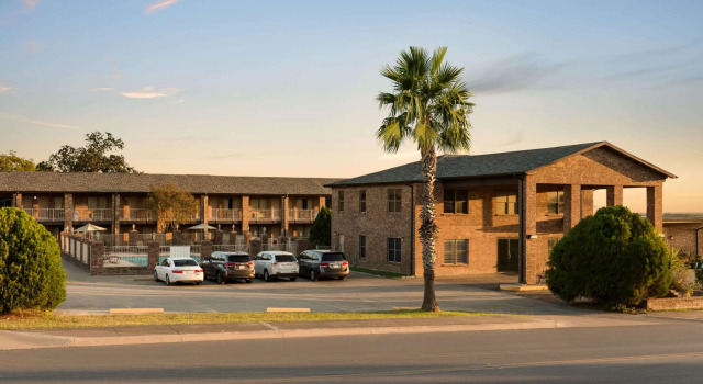 Super 8 by Wyndham Universal City, Prenota Hotel Universal City Bexar County