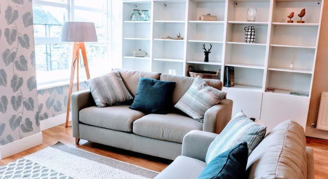2 Bedroom Apartment In The Heart Of The City, Забронировать Апартаменты/квартира Апартаменты Эдинбурга, рядом с St George's West Church, Апартаменты/квартира