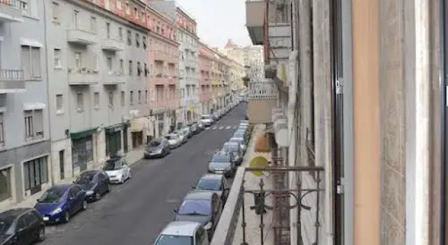 Lisbon Palace Apartment
