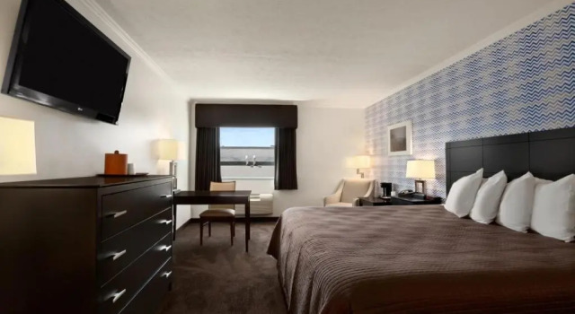 Номер Standard Travelodge by Wyndham Hubbard OH