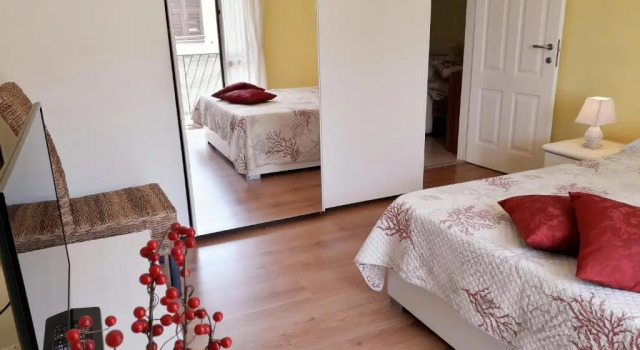 Апартаменты Raffaello Beach Apartment