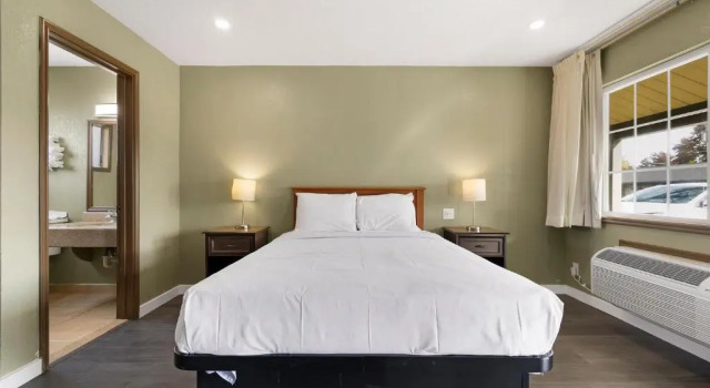 Двухместный номер Standard Safari Inn - Chico