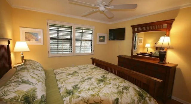 Seaview Court Condo 537, Забронировать Апартаменты/квартира Апартаменты Марко-Айленд, рядом с Парк Джейн Гиттлер, Апартаменты/квартира