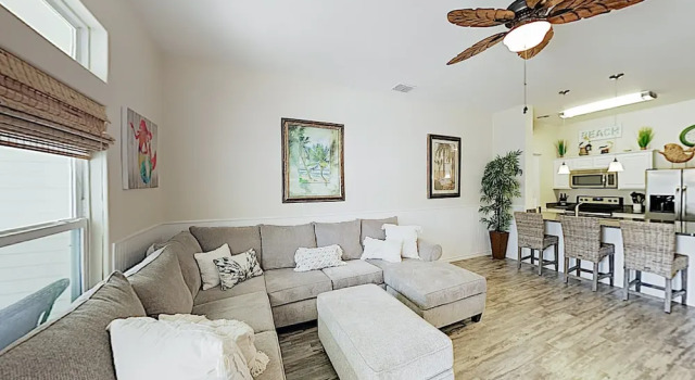 Poolside Beauty W/ Heated Pool - Steps To Beach 2 Bedroom Townhouse, Book Feriehus Sommerhuse i Houston, Hytte