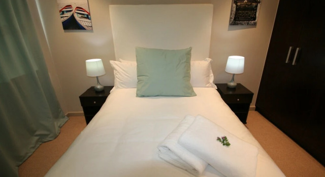 Номер Standard с балконом Knightsbridge Luxury Suite in Century City by CTHA