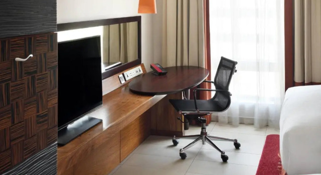 Четырёхместный номер Standard Accra Marriott Hotel