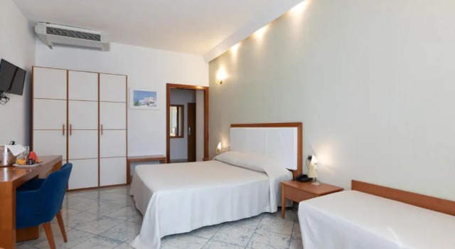 Четырёхместный номер Deluxe Hotel Aurora e del Benessere