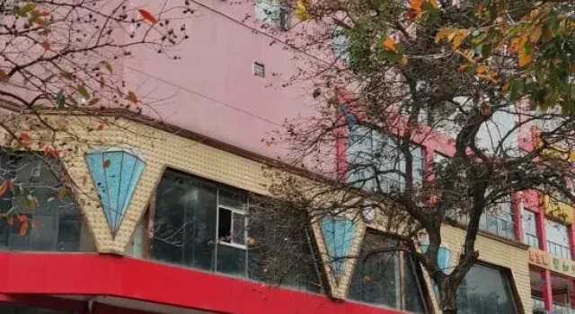 7Days Inn Hotel (Nanning Chaoyang Square Railway Station), Rezerwuj Hotel Hotele w Nanning z parkingiem, Parking