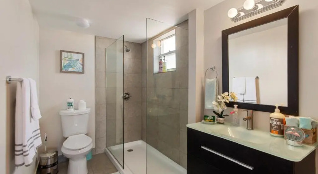 Апартаменты 2 Bedroom 2 Bath With Patio On 11th Collins ave