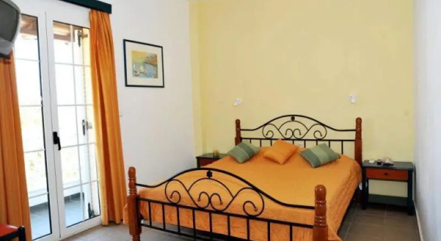 Двухместный номер Standard с балконом и с красивым видом из окна Papoulias Rooms