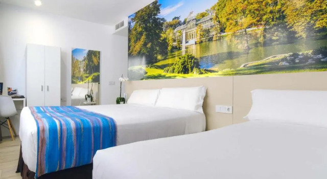 Трёхместный номер Deluxe Hotel BESTPRICE Alcalá