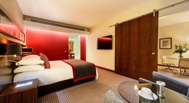 Семейный люкс Lagoas Park Hotel