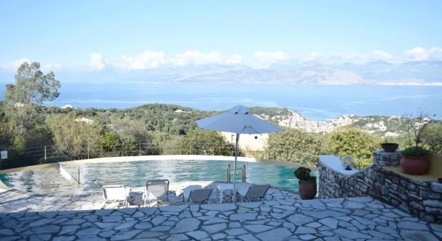 Вилла The Hillside Villas, Stunning Views & Private Pool