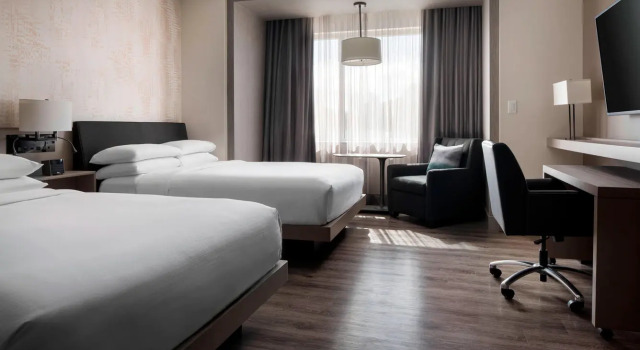 Четырёхместный номер Standard Seattle Marriott Bellevue