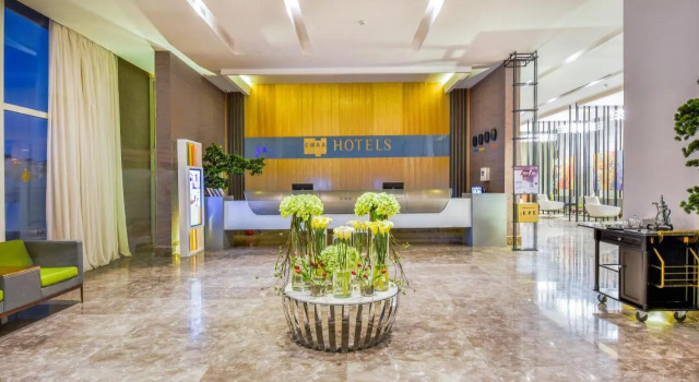Ewaa Express Hotel - Khorais, Забронировать Отель Эр-Рияд  округ Эр-Рияд, рядом с King Fahad Library &amp; Garden