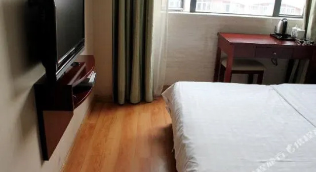 Wutonghua Hotel, Prenota Hotel Hotel a Jiangsu con parcheggio, Parcheggio