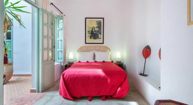 Camera sestupla Standard Riad Helen
