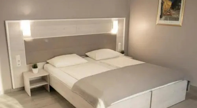 ARABEST Aparthotel & Boardinghouse, Забронировать Отель Отели Мюнхена с парковкой, рядом с Октоберфест - Луг Терезы, Парковка