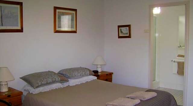 Люкс Superior River Park Motor Inn