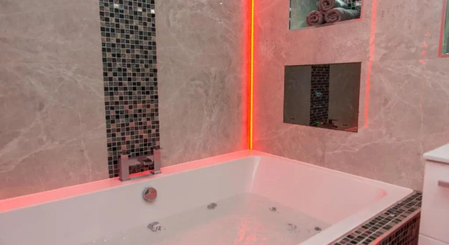 Люкс Superior Aphrodite Suites Huddersfield