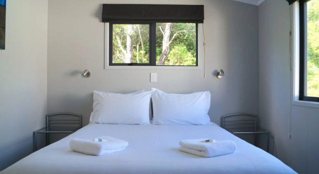 Люкс Standard Bowentown Beach Holiday Park