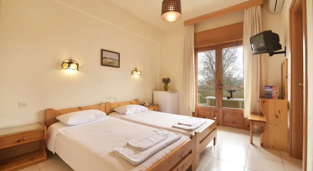 Двухместный номер Comfort Yannis Hotel