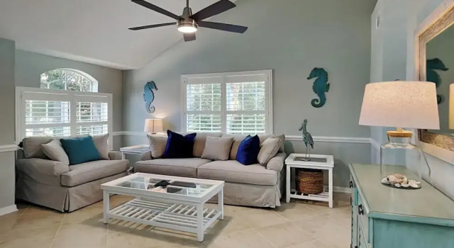 After-Dune Delight by Southern Vacation Rentals, Varaa Lomakoti Miramar Beach Emerald Coast