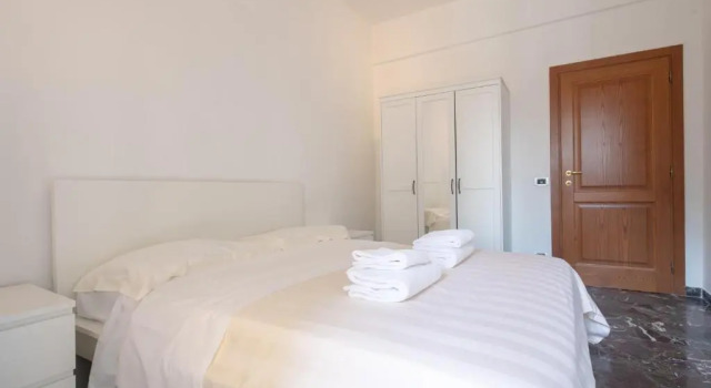 Novoli 4 Bedrooms by Mmega