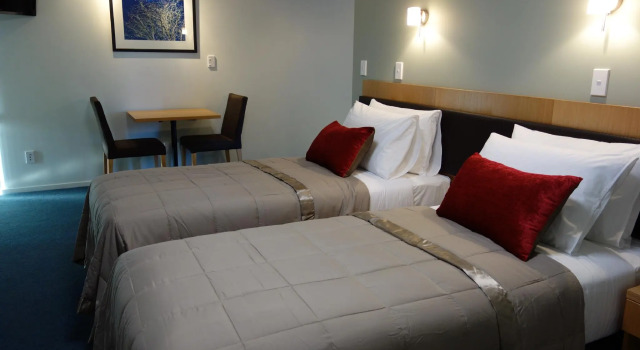 Parakai Springs Motel, Забронировать Мотель Отели Хеленсвилл с бассейном, Бассейн