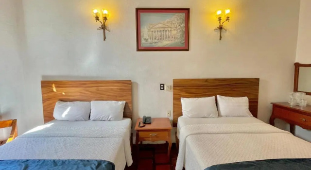 Четырёхместный номер Standard Hotel Frances