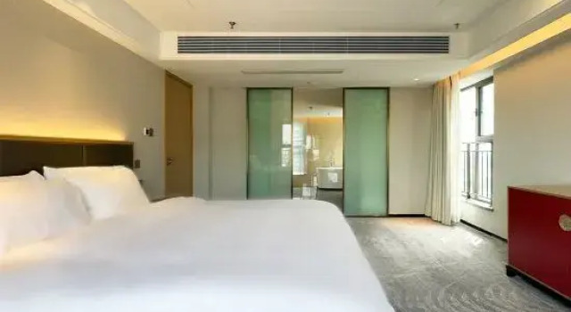 Люкс Madison Hotel Laoshan Polar Ocean Park Qingdao University