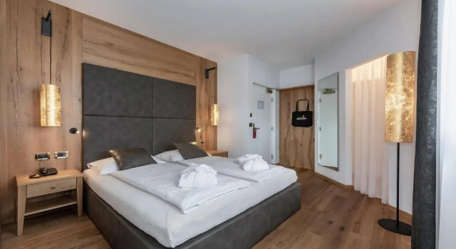 Полулюкс Hotel Sunnwies