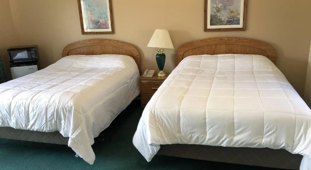 Meadowcliff Lodge Coleville, Prenota Hotel Coleville California