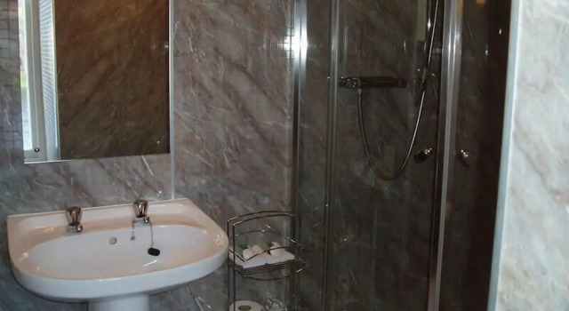 Номер Standard The Ambassador Hotel
