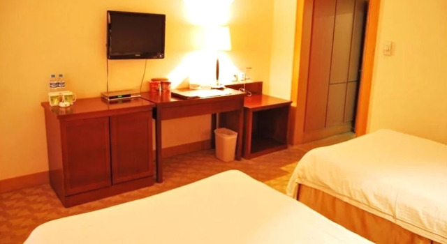 GreenTree Inn Dalian Ganjingzi District Dongwei Road Subway Station Ho, Book Hotel  